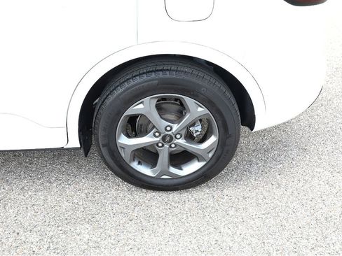 Used 2023 Ford Escape ST-Line w/ Tech Pack #1 AWD/4WD image 4