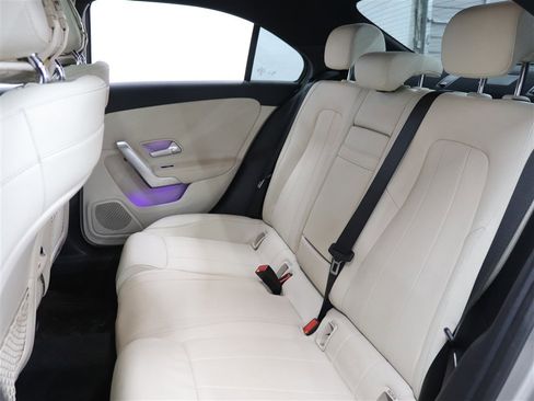 Used 2019 Mercedes-Benz A 220 220 image 10