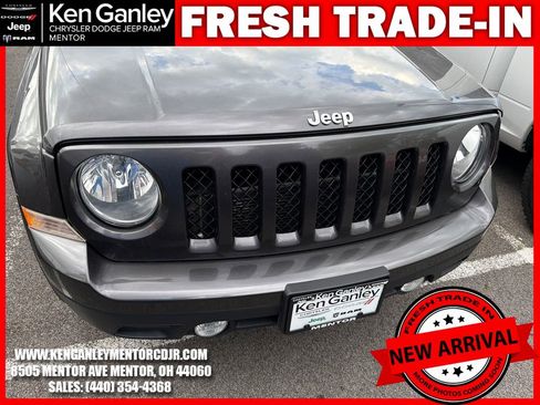 Used 2015 Jeep Patriot Sport w/ Power Value Group AWD/4WD image 13