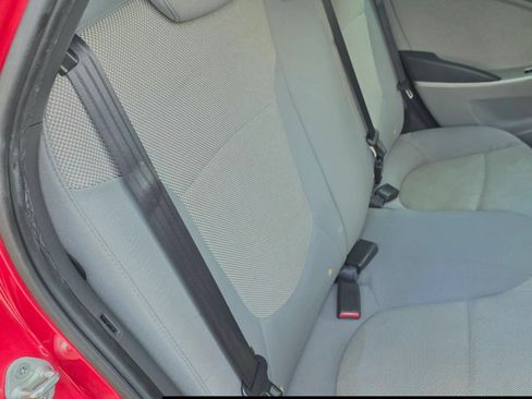 Used 2013 Hyundai Accent GS FWD image 14