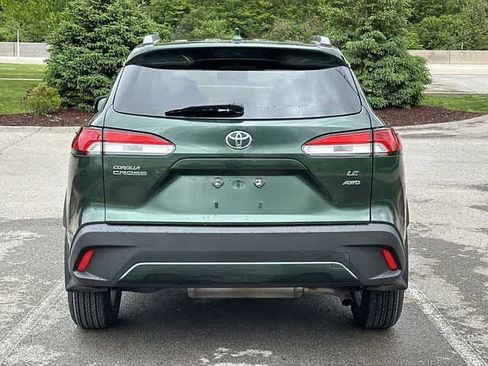 Used 2023 Toyota Corolla Cross LE AWD/4WD image 4