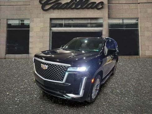 Used 2023 Cadillac Escalade Premium Luxury AWD/4WD image 1