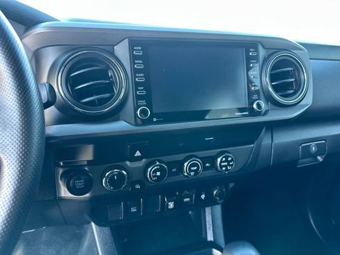 Used 2020 Toyota Tacoma TRD Off-Road image 21