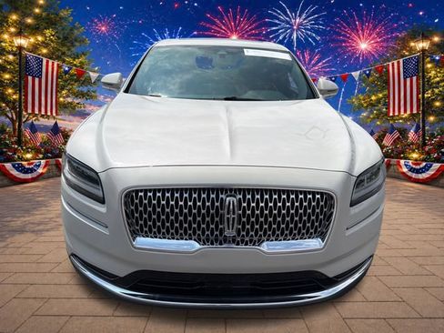 Used 2023 Lincoln Nautilus Reserve AWD/4WD image 11