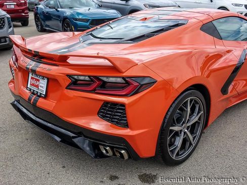 Used 2021 Chevrolet Corvette Stingray Premium Cpe w/ Z51 Performance Package RWD image 8