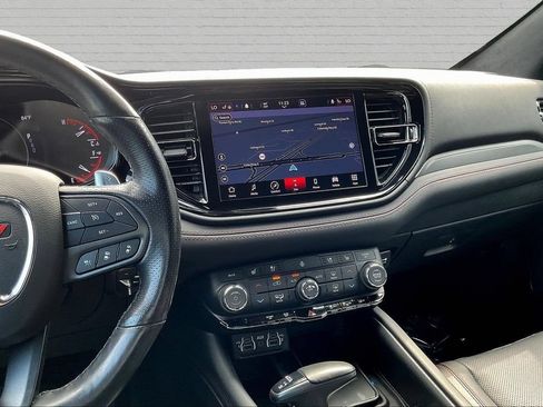 Used 2022 Dodge Durango R/T RWD image 9