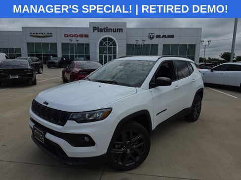New 2026 Jeep Compass Latitude AWD/4WD image 1