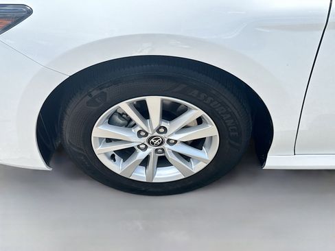 Used 2025 Toyota Camry LE FWD image 36