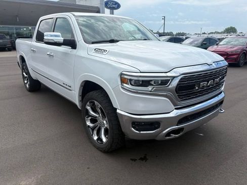 Used 2019 RAM 1500 Limited AWD/4WD image 10