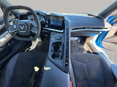 Used 2024 Chevrolet Corvette Stingray Premium Conv w/ Z51 Performance Package image 12