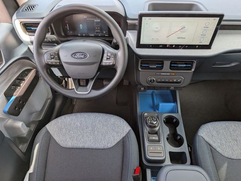 New 2026 Ford Maverick XLT image 9