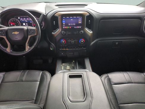 Used 2020 Chevrolet Silverado 1500 High Country w/ Technology Package AWD/4WD image 11