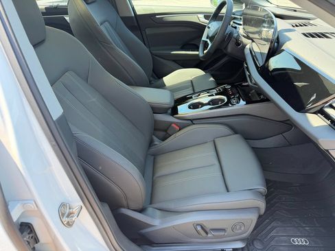 New 2026 Audi A6 Premium Plus AWD/4WD image 9