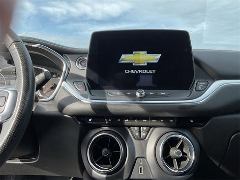 Used 2023 Chevrolet Blazer LT w/ Convenience Package image 12