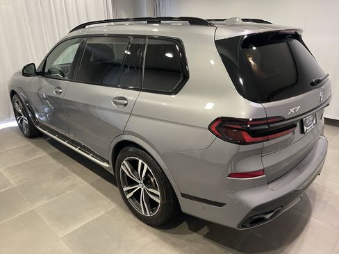 Certified 2024 BMW X7 xDrive40i w/ Executive Package AWD/4WD image 4