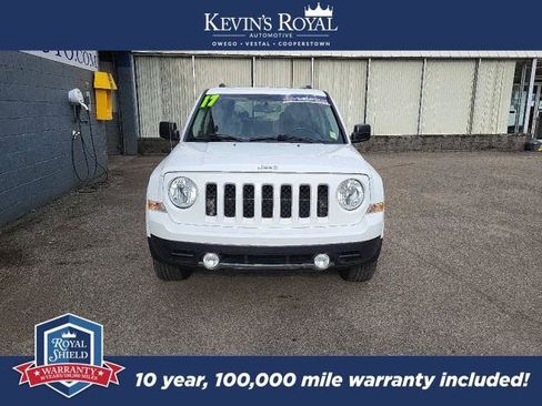 Used 2017 Jeep Patriot High Altitude AWD/4WD image 4