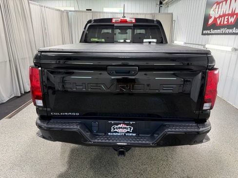 Used 2024 Chevrolet Colorado W/T w/ Technology Package RWD image 5