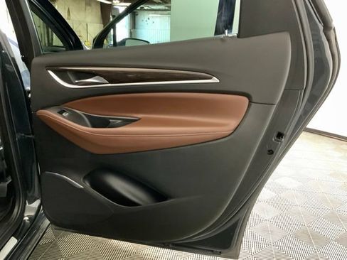 Used 2020 Buick Enclave Avenir w/ Avenir Technology Package AWD/4WD image 31