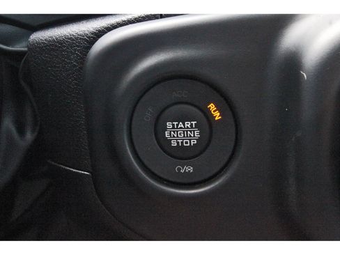 Used 2023 Jeep Gladiator Sport AWD/4WD image 26