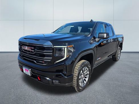 Used 2023 GMC Sierra 1500 AT4 w/ Technology Package AWD/4WD image 1