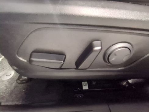 Used 2023 Hyundai Santa Cruz Limited image 9