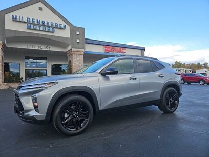 New 2026 Chevrolet Trax ACTIV w/ Sunroof Package