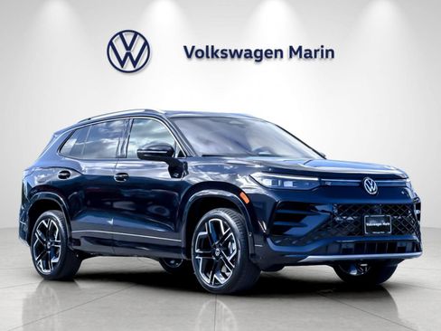 New 2026 Volkswagen Tiguan SEL R-Line AWD/4WD image 7
