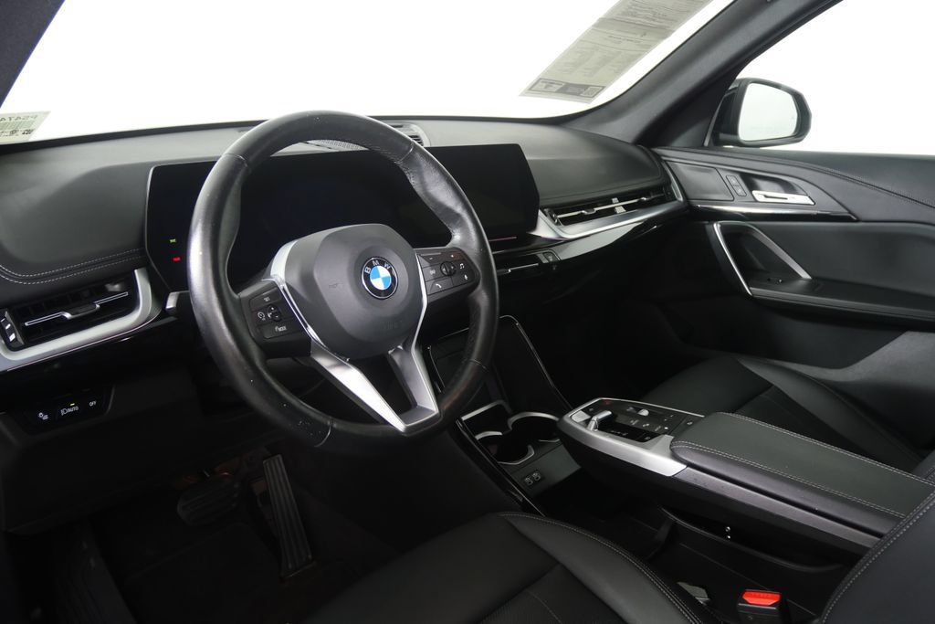 Certified 2025 BMW X1 xDrive28i AWD/4WD image 12