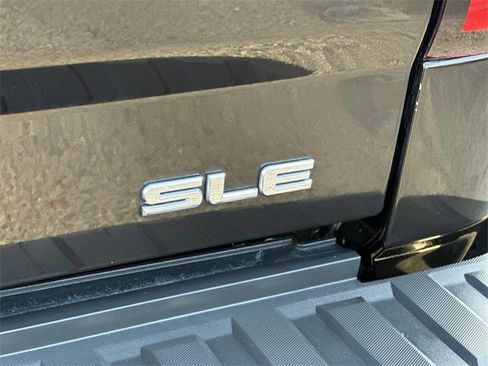 Used 2018 GMC Sierra 1500 SLE w/ SLE Value Package image 27