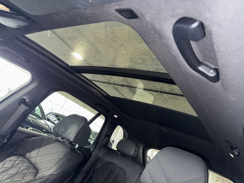 Used 2025 BMW X5 sDrive40i w/ Climate Comfort Package RWD image 32