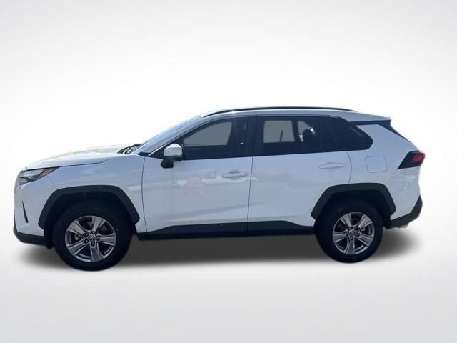 Used 2023 Toyota RAV4 XLE FWD image 2