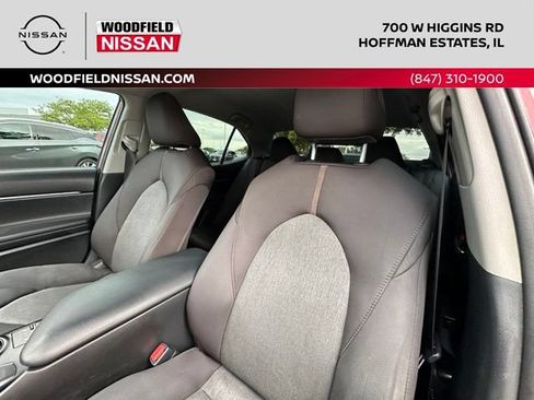 Used 2019 Toyota Camry LE FWD image 26