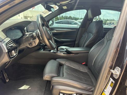 Used 2022 BMW 540i w/ M Sport Package RWD image 10