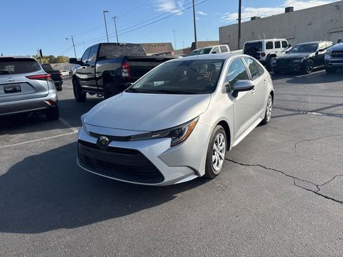 Used 2024 Toyota Corolla LE image 13