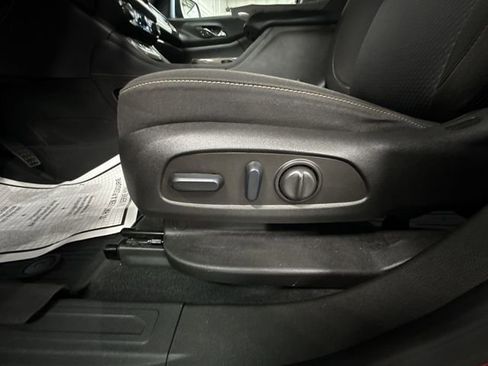 Used 2023 GMC Acadia SLE w/ Driver Convenience Package image 49