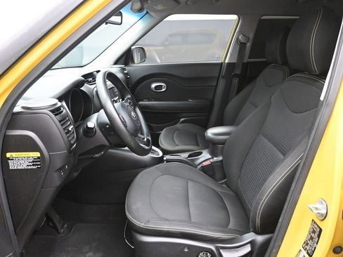 Used 2014 Kia Soul + w/ UVO w/Eservices Package image 18