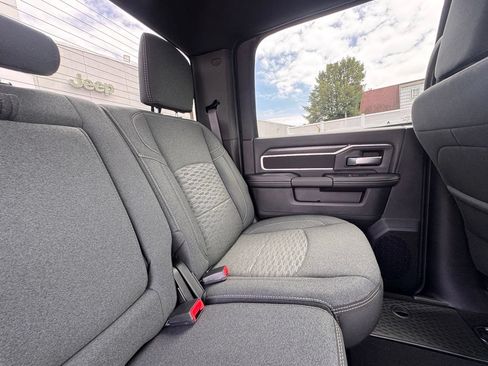 New 2026 RAM 2500 Big Horn AWD/4WD image 22