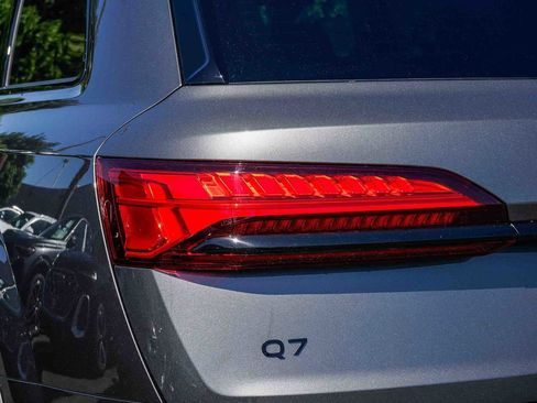 New 2026 Audi Q7 3.0T Premium Plus AWD/4WD image 9
