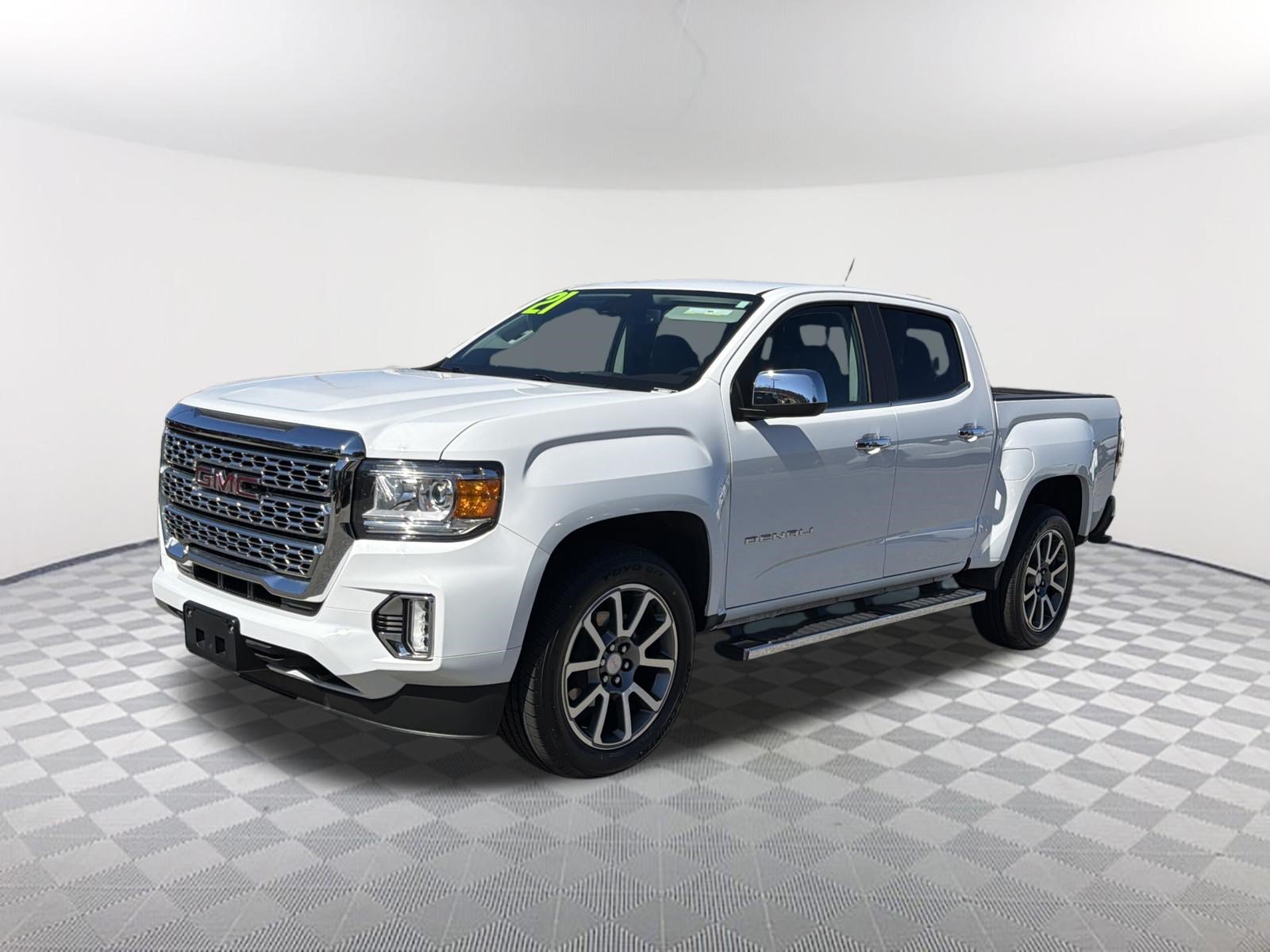 Used 2021 GMC Canyon Denali RWD image 3