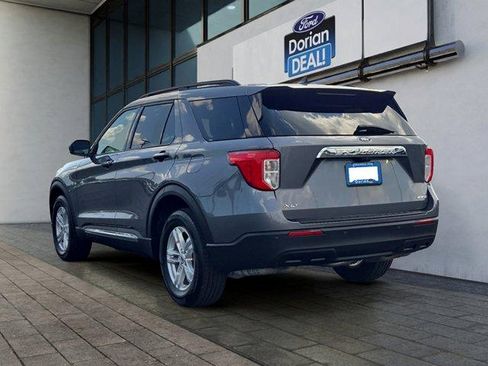Certified 2022 Ford Explorer XLT AWD/4WD image 5