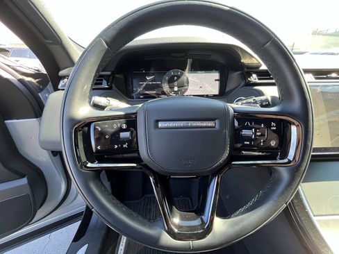 Used 2025 Land Rover Range Rover Velar Dynamic SE image 20