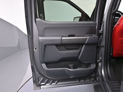 Used 2022 Ford F150 XLT w/ Equipment Group 302A High image 23