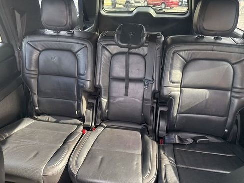 Used 2018 Lincoln Navigator L Reserve w/ Technology Package image 14