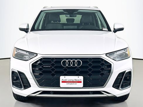 Used 2023 Audi Q5 2.0T Premium w/ Convenience Package image 2