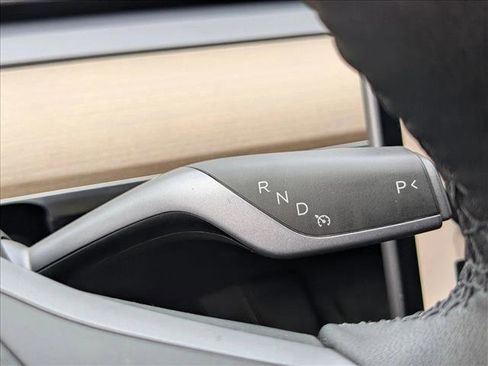 Used 2023 Tesla Model Y Long Range image 12