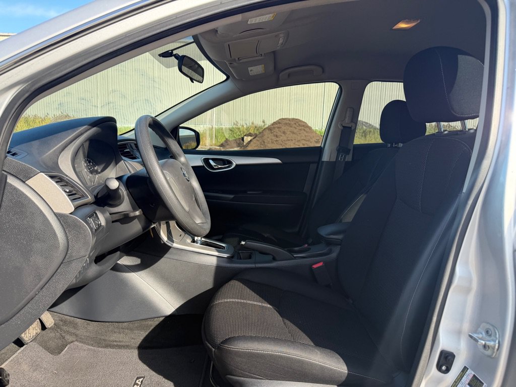 Used 2014 Nissan Sentra S FWD image 11
