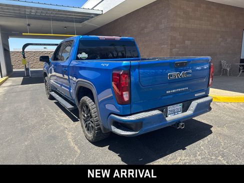 Used 2023 GMC Sierra 1500 Elevation AWD/4WD image 6