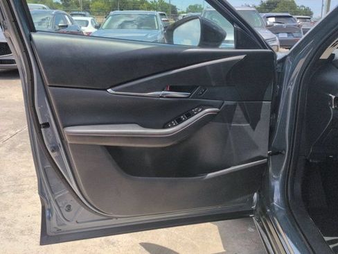 Used 2025 MAZDA CX-30 AWD 2.5 S w/ Preferred Package image 11