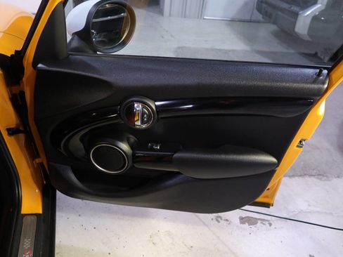 Used 2015 MINI Cooper S image 27