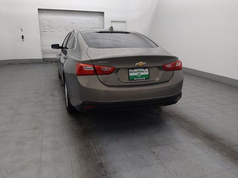 Used 2018 Chevrolet Malibu LT w/ LPO, Convenience Package 2 FWD image 6